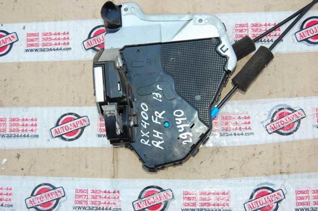 Замок передніх пасажирських дверей 6903053090 TOYOTA
