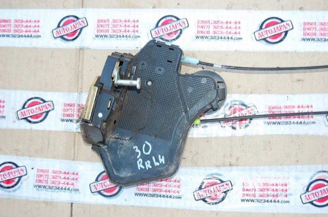 Замок задньої двері, лівої 6906033071 TOYOTA