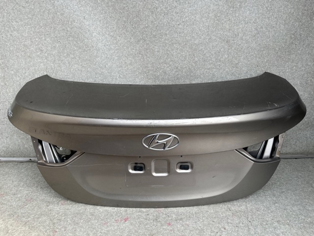 Кришка багажника кузова 692003Y010 HYUNDAI