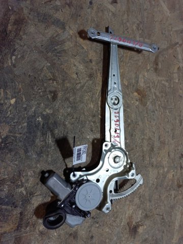 Склопідйомник передньої правої двері 6980106080 TOYOTA