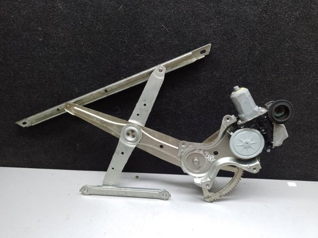 Склопідйомник передньої лівої двері 6980248060 TOYOTA