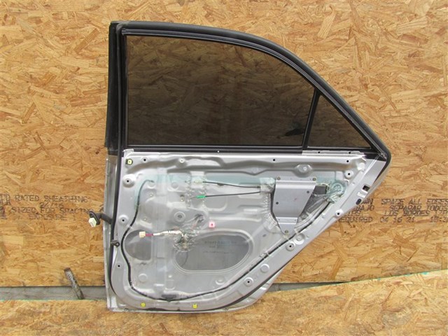Склопідйомник задніх правих дверей 69803AA020 TOYOTA
