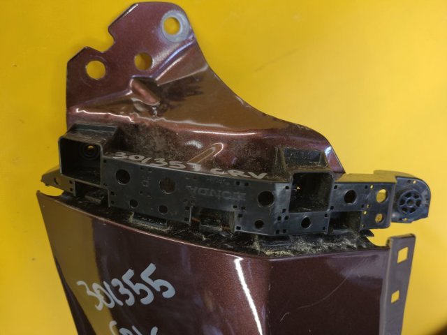 Праве кріплення переднього бампера 71193TLAA01 HONDA