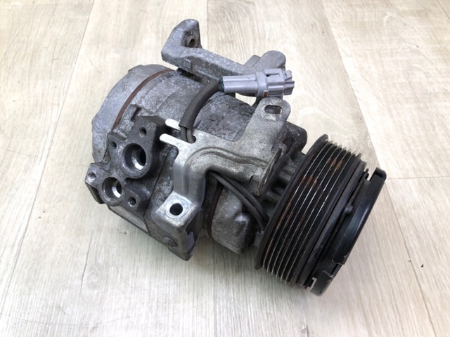 Компресор системи кондиціювання 73111AJ020 SUBARU