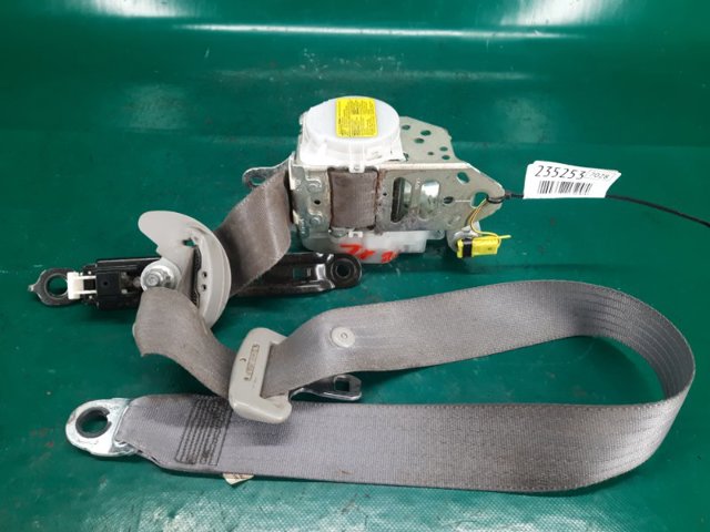 Ремінь безпеки передній лівий 7322006160B1 TOYOTA