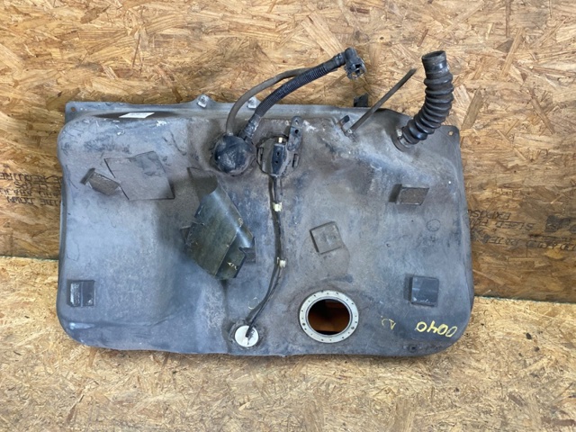 Бак паливний 7700106060 TOYOTA