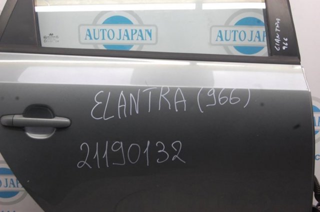 Двері пасажирські задні праві 770042L210 HYUNDAI