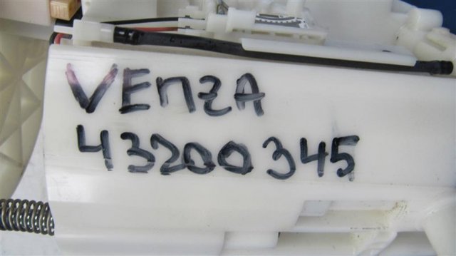 Насос занурювальний в баці 770200T010 TOYOTA