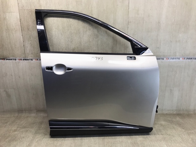 Пасажирські передні двері 801006RR0A NISSAN
