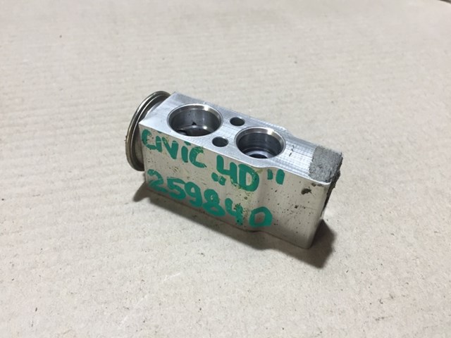 Клапан розширювальний 80221SNAA01 HONDA
