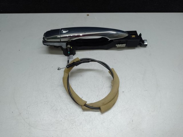 Ручка передніх дверей, зовнішня 806404BA0B NISSAN