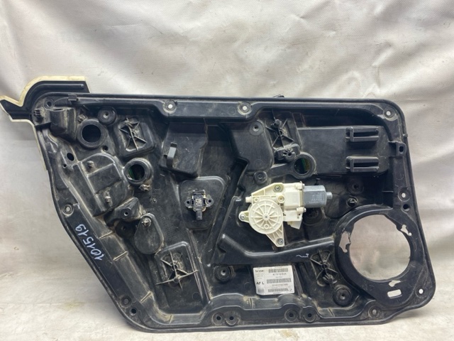 Мотор склопідйомника дверей передніх, лівих 807315DM0A NISSAN