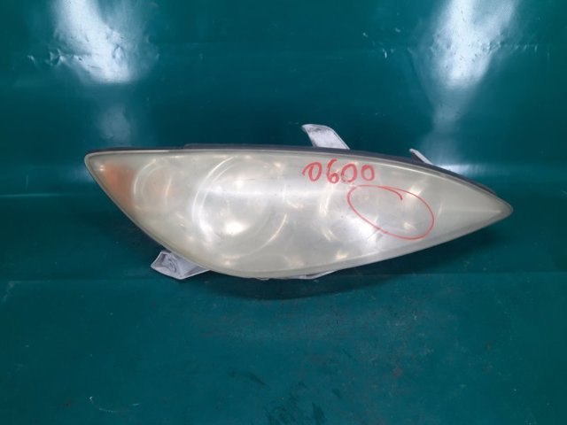 Фара правая 8111006180 TOYOTA
