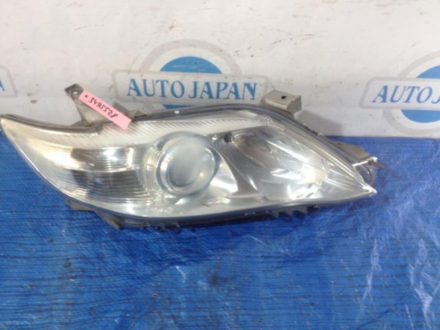 Фара передня права 8111006510 TOYOTA