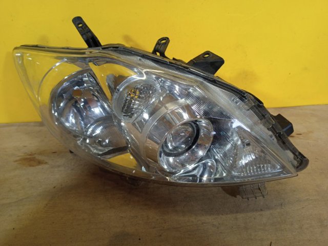 Права блок фара 8113002A40 TOYOTA