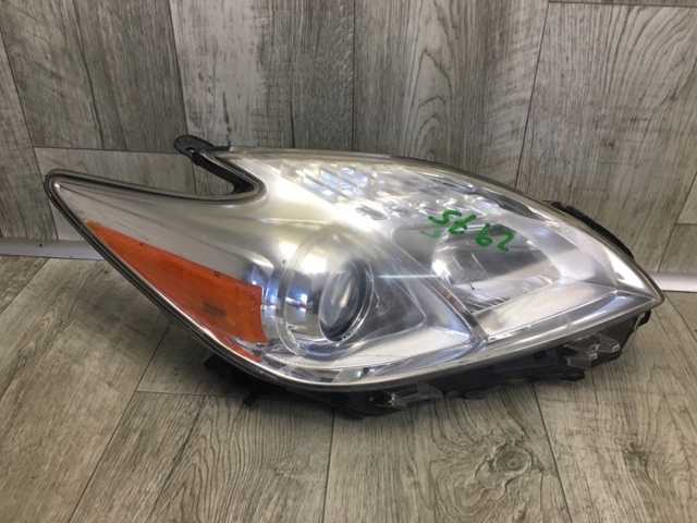 Фара комбінована, передня 8113047520 TOYOTA