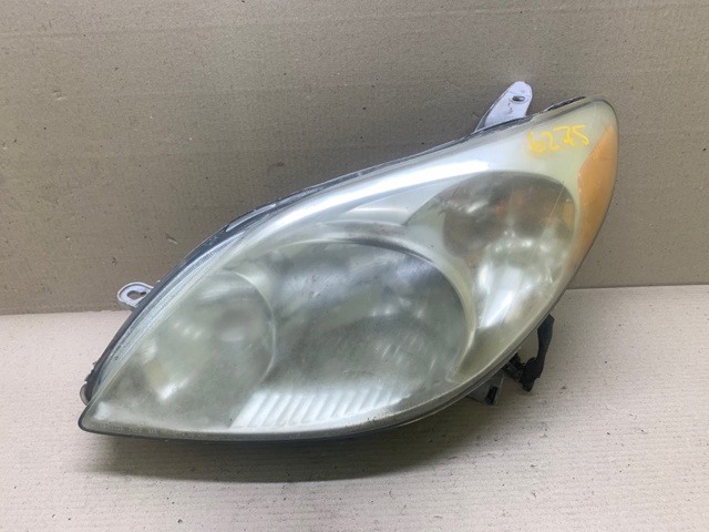 Основна фара в зборі ліва 8117002220 TOYOTA
