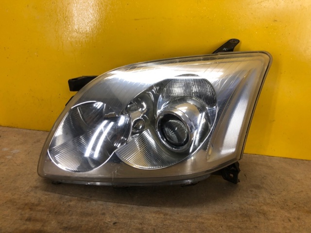Фара ліва 8117005192 TOYOTA