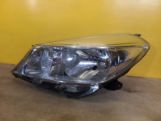 Основна фара в зборі ліва 811700D470 TOYOTA