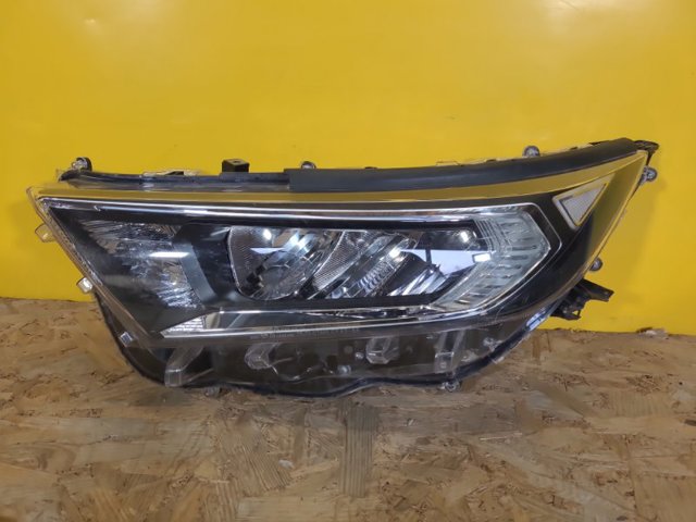 Оптика 8118542842 TOYOTA