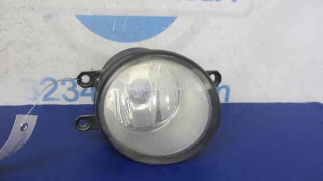Права протитуманні фари 812100D040 TOYOTA