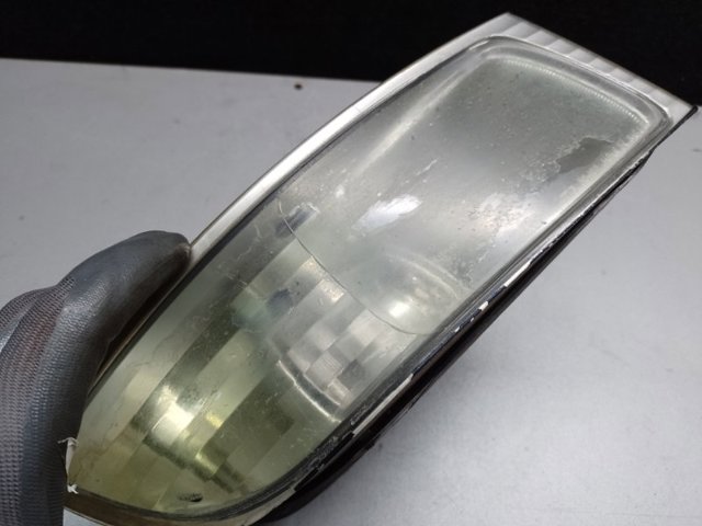 Права протитуманні фари 8121160160 TOYOTA