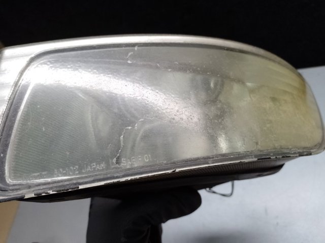 Протитуманка ліва 8122160080 TOYOTA