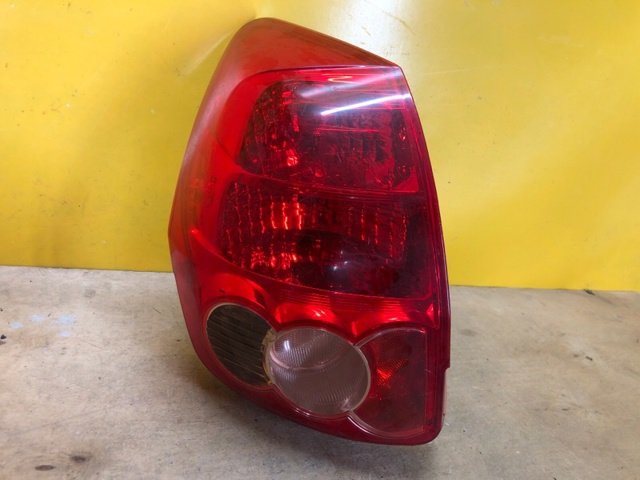 Задній правий стоп 8155102380 TOYOTA