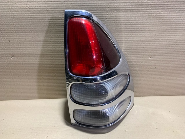 Ліхтар задній правий 8155160700 TOYOTA
