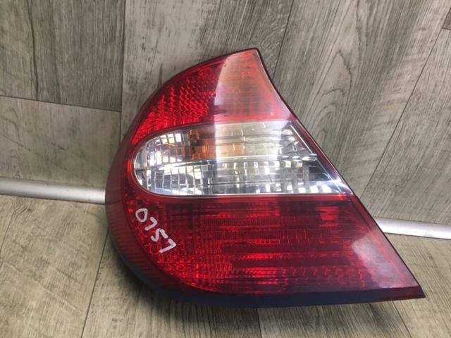 Ліхтар задній лівий 81560AA050 TOYOTA
