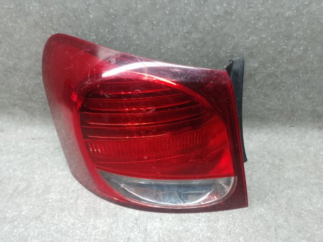 Задня ліва зовнішня фара 8156130A40 TOYOTA