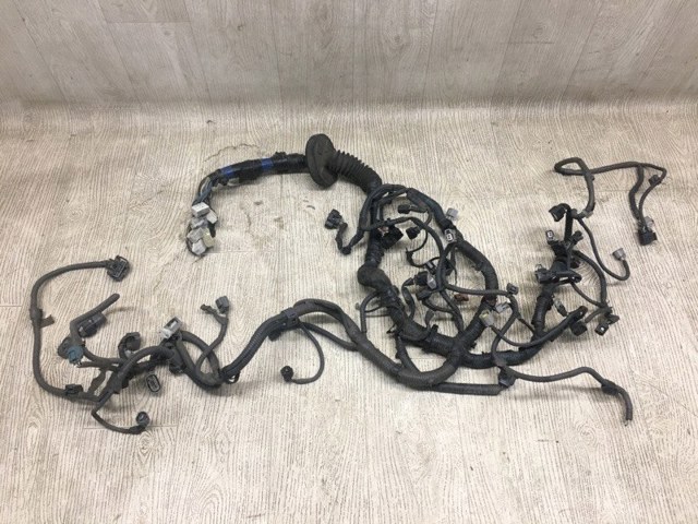 Електропроводка моторного віддсіка 821216A543 TOYOTA