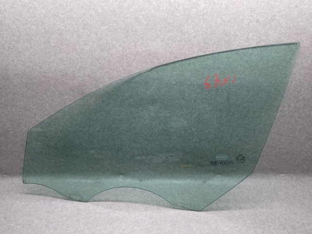 Скло водійських дверей 824112T010 HYUNDAI