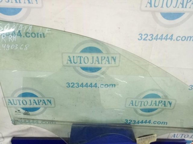 Скло пасажирських дверей 82420C2000 HYUNDAI