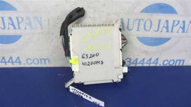 8273030M20 Toyota