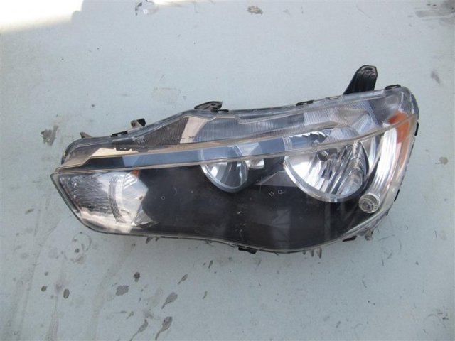 Фара дальнього світла в зборі 8301B929 MITSUBISHI