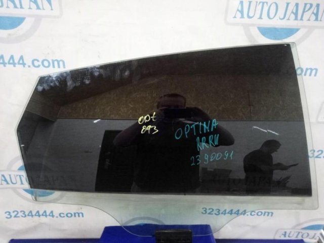 Скло заднє ліве 83420D5010 HYUNDAI