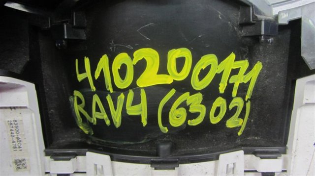 Щиток приладів (комбінація) 8380042C41 TOYOTA