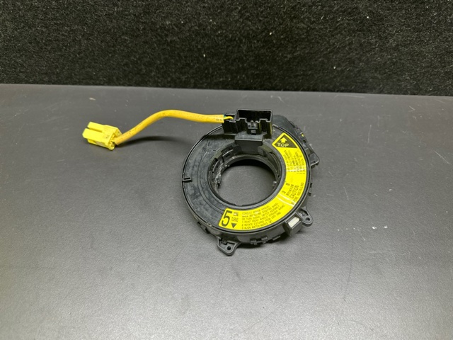 Контактний блок подушки безпеки 843060C010 TOYOTA