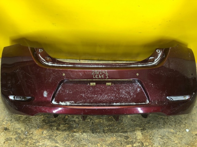 Кожух бампера заднього 850223NF0H NISSAN