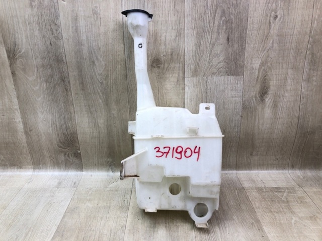 Бачок склоомивача 8531506140 TOYOTA