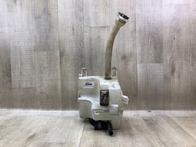 Водяний бачок омивача скла 853150E020 TOYOTA