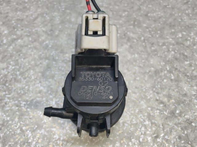 Насос омивача скла переднього 8533060170 TOYOTA