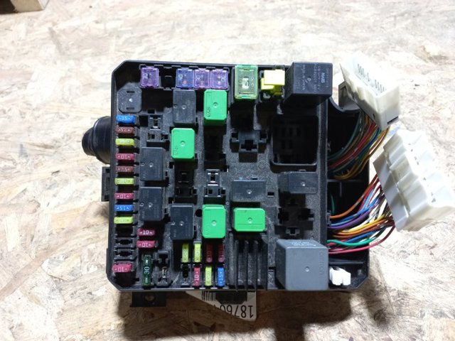 Кришка блоку запобіжників 8565A024 MITSUBISHI