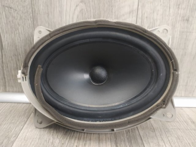 Динамік передньої двері 8616076050 TOYOTA