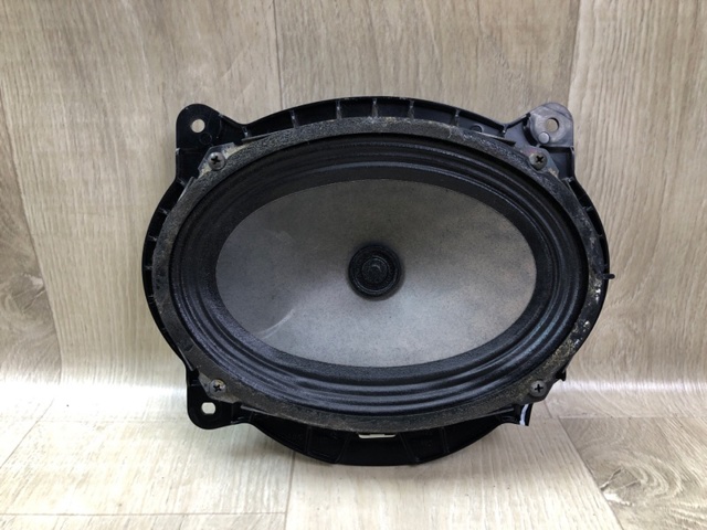 Динамік передньої двері 86160AA382 TOYOTA