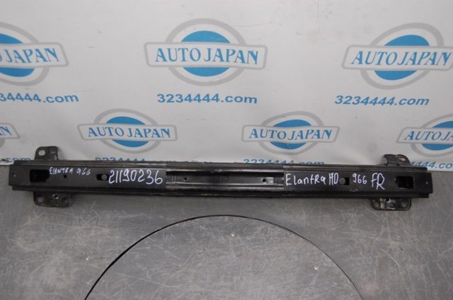 Швелер переднього бампера 865302H000 HYUNDAI
