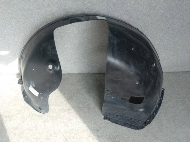 Підкрилок передній лівий 86810C6000 HYUNDAI
