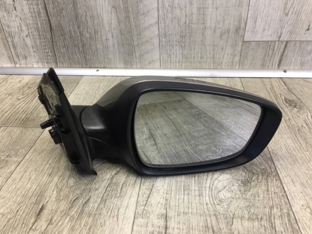 Праве бокове дзеркало 876201R210 HYUNDAI