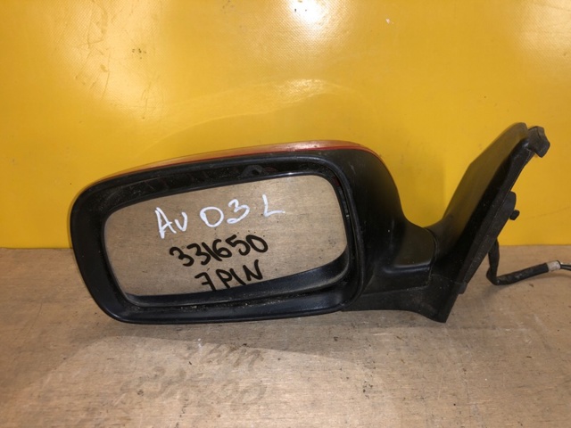 Ліве бічне дзеркало 8790605130 TOYOTA